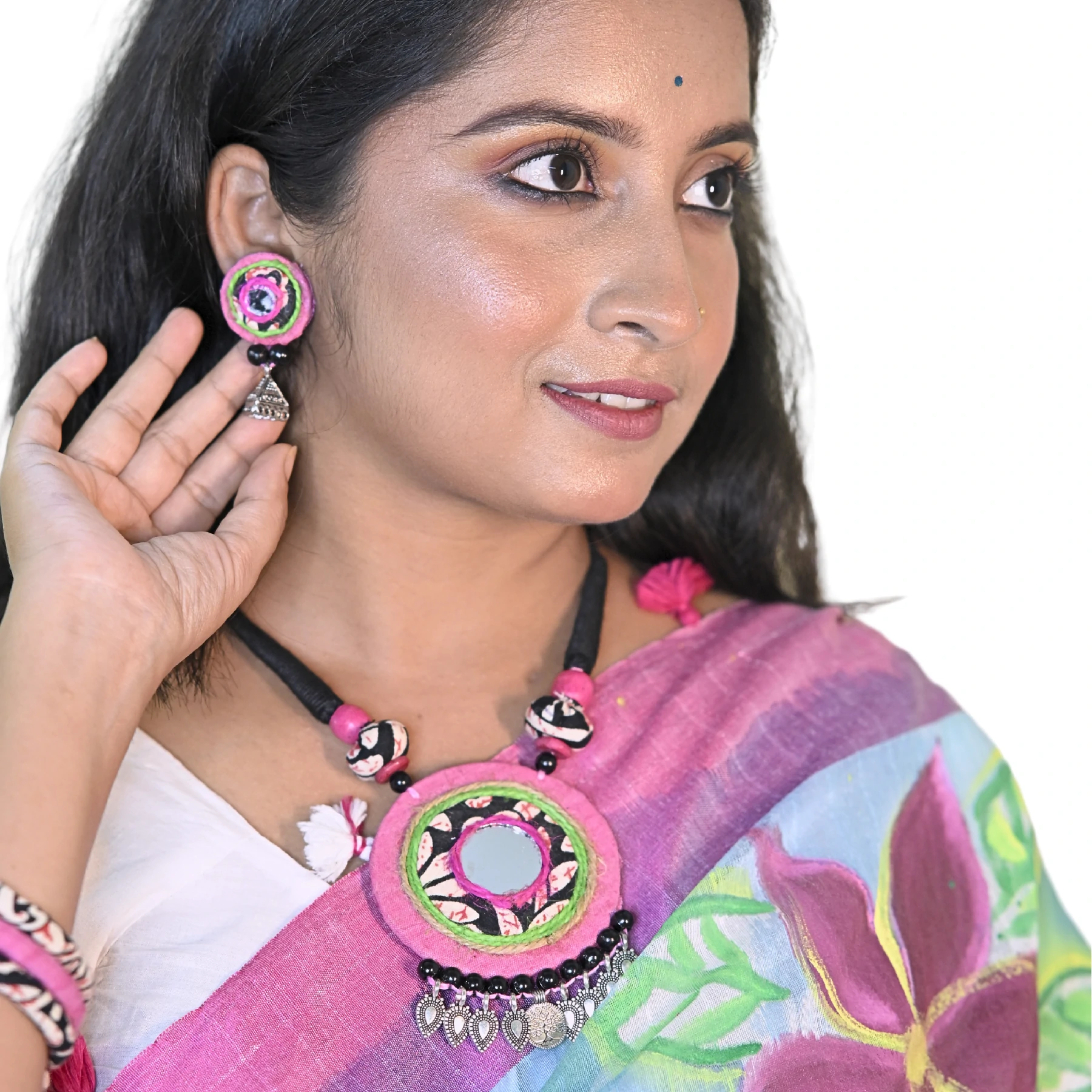 1727343260_Nayantara fuler design sari Jewellery Premium.webp